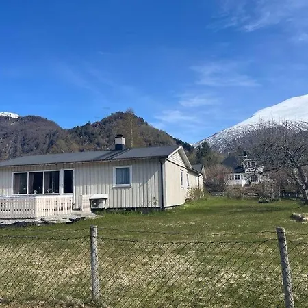 Fjordtun By Eresfjord - House With A Beautiful View! Holiday home